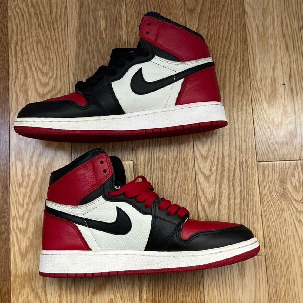 AIR JORDAN 1 RETRO HIGH OG BG “BRED TOE” - Picture 2 of 6